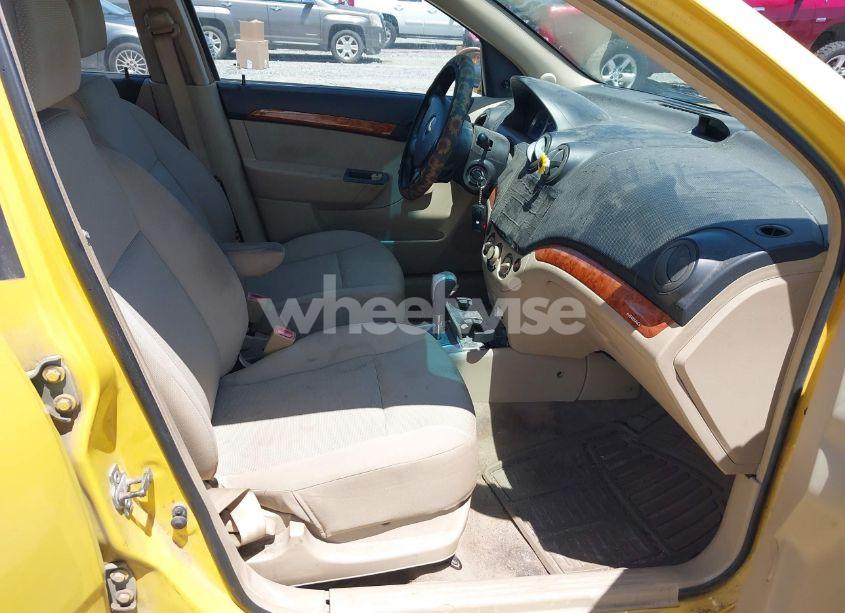 Photo 5 of 2010 Chevrolet Aveo LT (VIN KL1TD6DE3AB136663)