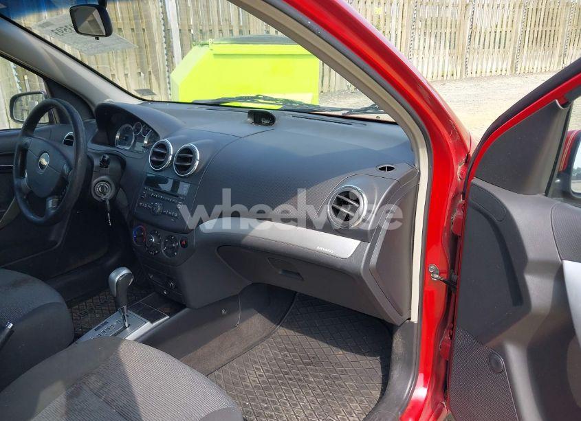 Photo 5 of 2009 Chevrolet Aveo LT (VIN KL1TG56E09B316323)