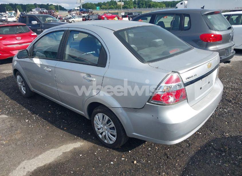 Photo 3 of 2011 Chevrolet Aveo 2LT (VIN KL1TG5DE4BB226438)