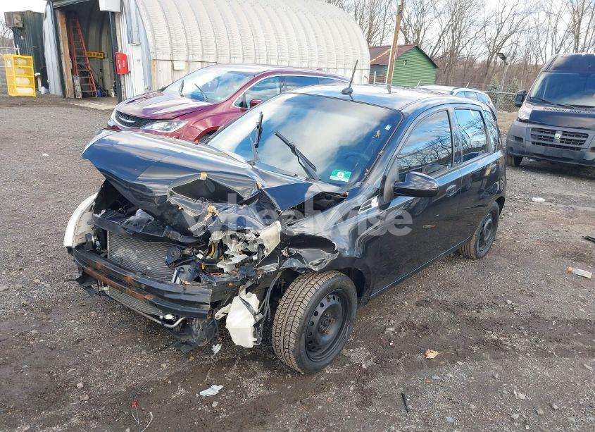 Photo 6 of 2010 Chevrolet Aveo LT (VIN KL1TG6DE1AB098423)