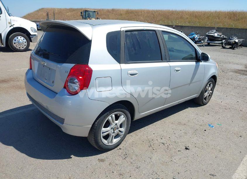 Photo 4 of 2011 Chevrolet Aveo 2LT (VIN KL1TG6DE2BB222684)