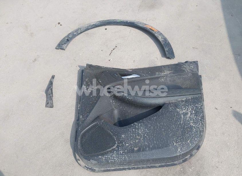 Photo 12 of 2024 Buick Encore GX PREFERRED FWD (VIN KL4AMBS20RB022594)