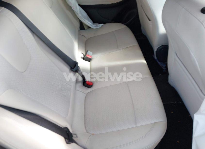 Photo 8 of 2024 Buick Encore GX PREFERRED AWD (VIN KL4AMCSL8RB155568)