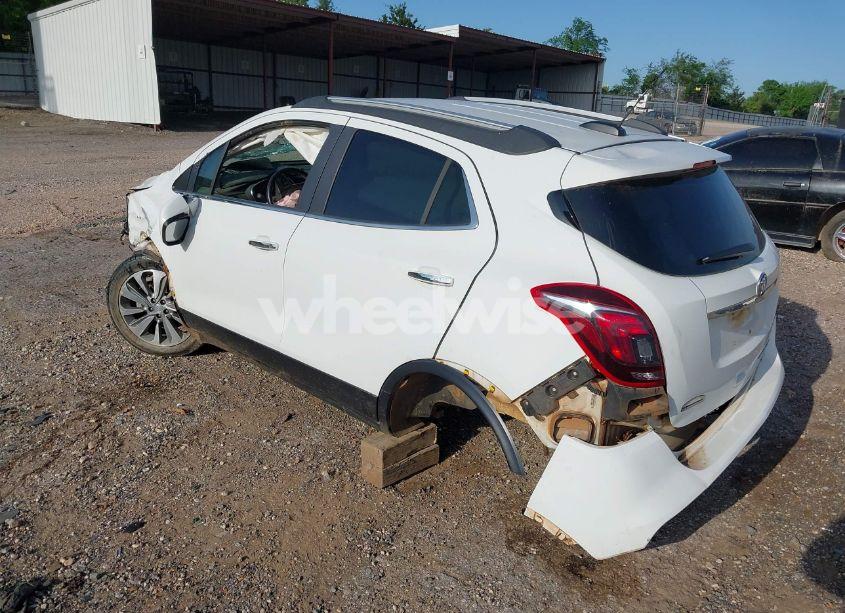 Photo 3 of 2019 Buick Encore FWD PREFERRED (VIN KL4CJASB0KB729731)