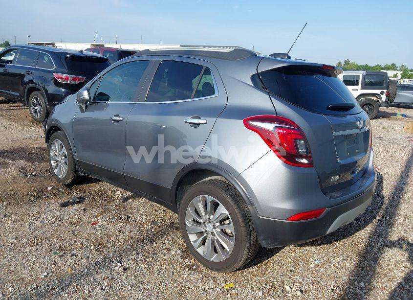 Photo 3 of 2019 Buick Encore FWD PREFERRED (VIN KL4CJASB0KB779724)