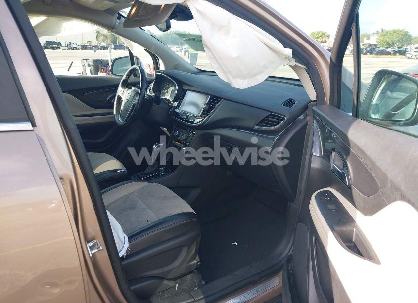 Photo 5 of 2019 Buick Encore FWD PREFERRED (VIN KL4CJASB2KB751097)