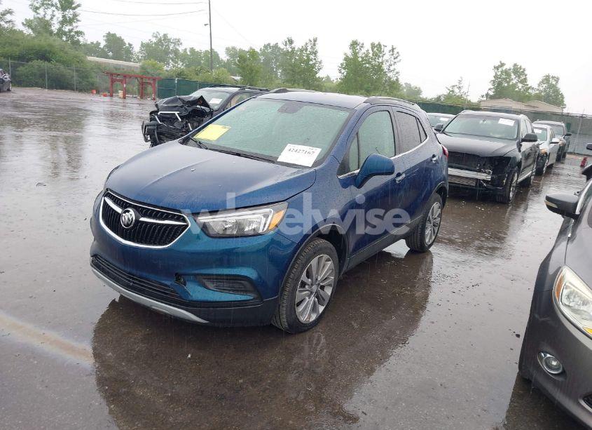 Photo 2 of 2020 Buick Encore FWD PREFERRED (VIN KL4CJASB2LB006433)