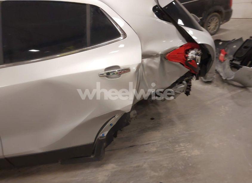 Photo 6 of 2020 Buick Encore FWD PREFERRED (VIN KL4CJASB2LB019117)