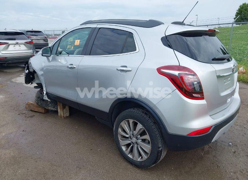 Photo 3 of 2019 Buick Encore FWD PREFERRED (VIN KL4CJASB3KB708422)