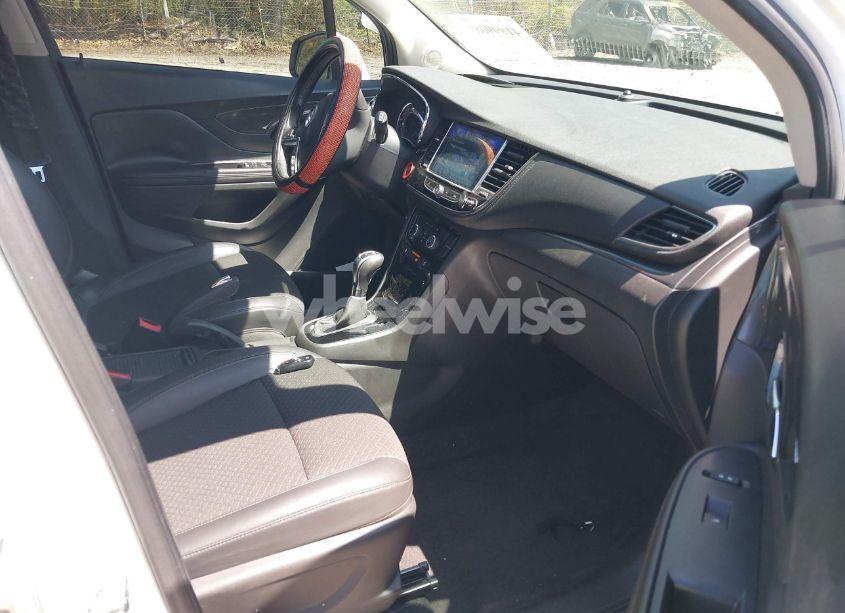 Photo 5 of 2018 Buick Encore PREFERRED (VIN KL4CJASB4JB507255)