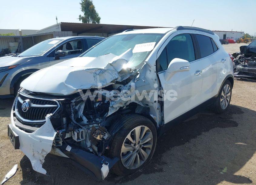 Photo 2 of 2019 Buick Encore FWD PREFERRED (VIN KL4CJASB4KB825233)