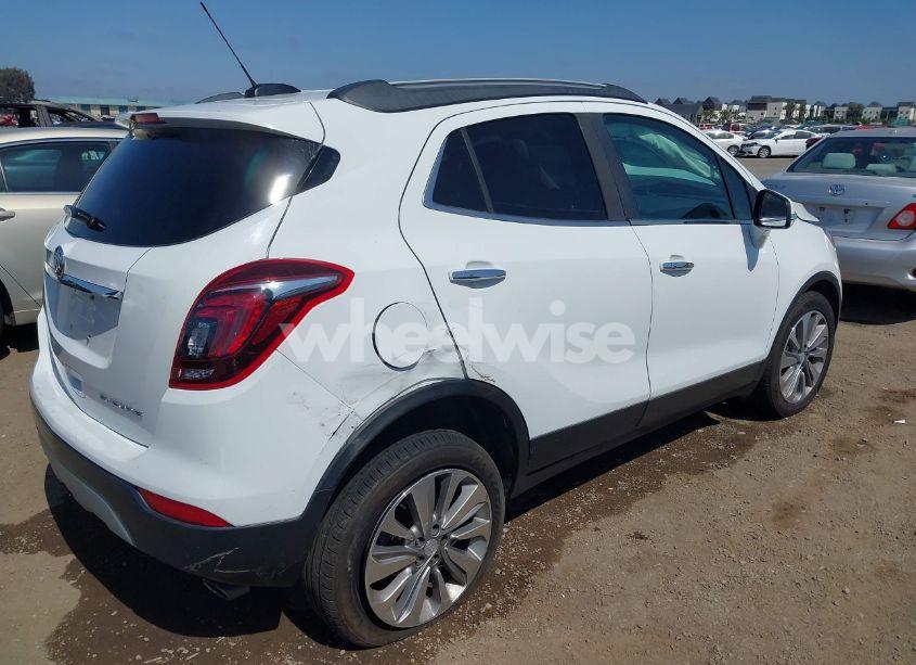 Photo 4 of 2019 Buick Encore FWD PREFERRED (VIN KL4CJASB4KB825233)