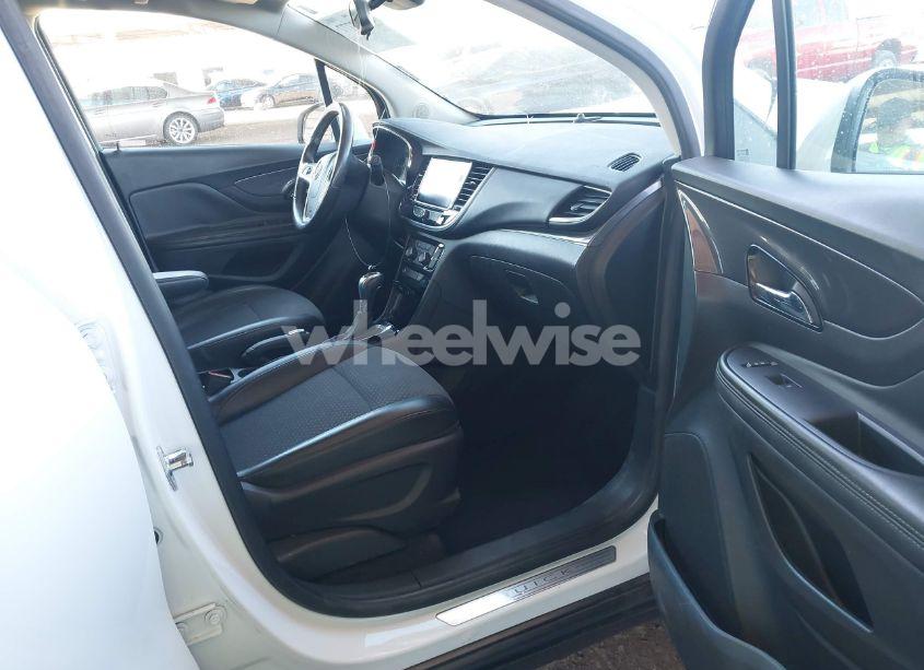 Photo 5 of 2019 Buick Encore FWD PREFERRED (VIN KL4CJASB4KB895055)