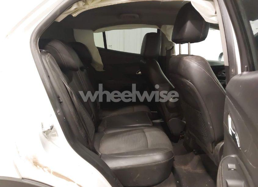 Photo 8 of 2016 Buick Encore (VIN KL4CJASB5GB541536)