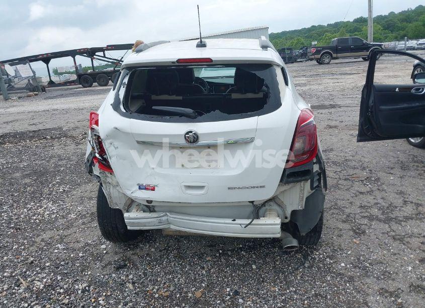 Photo 16 of 2018 Buick Encore PREFERRED (VIN KL4CJASB6JB518340)