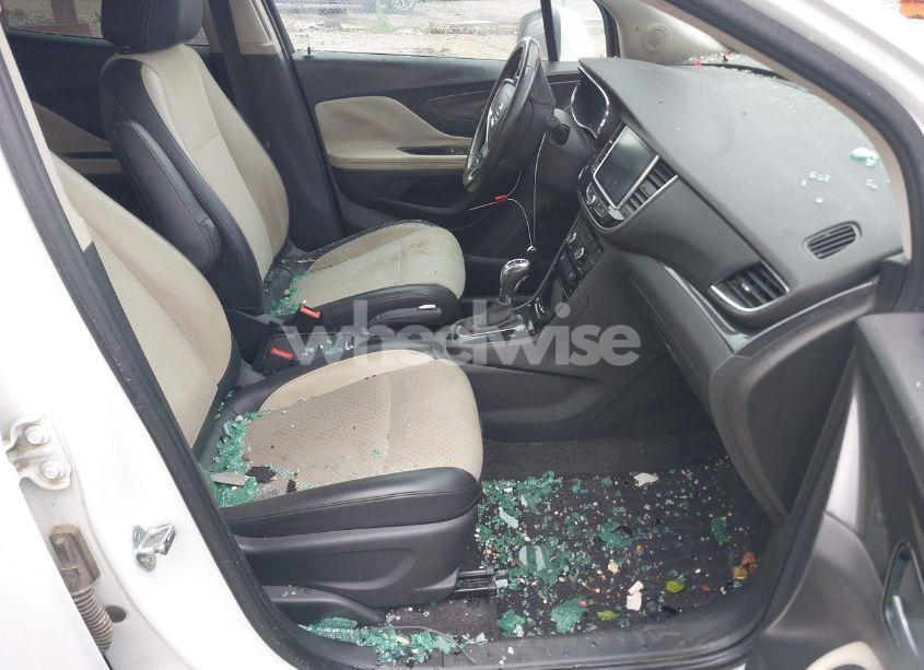 Photo 5 of 2018 Buick Encore PREFERRED (VIN KL4CJASB6JB518340)