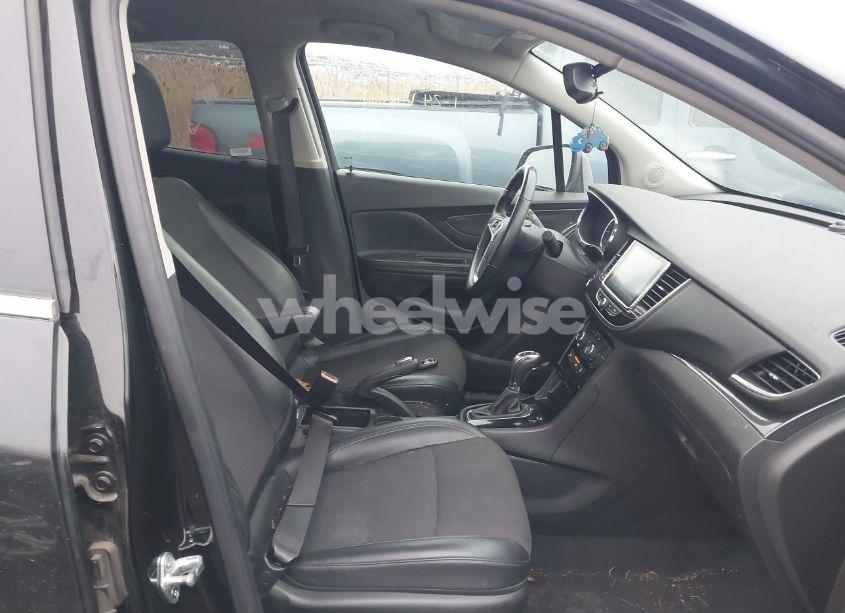 Photo 5 of 2019 Buick Encore FWD PREFERRED (VIN KL4CJASB7KB929991)