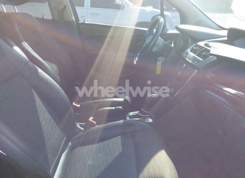 Photo 5 of 2015 Buick Encore (VIN KL4CJASB9FB221005)
