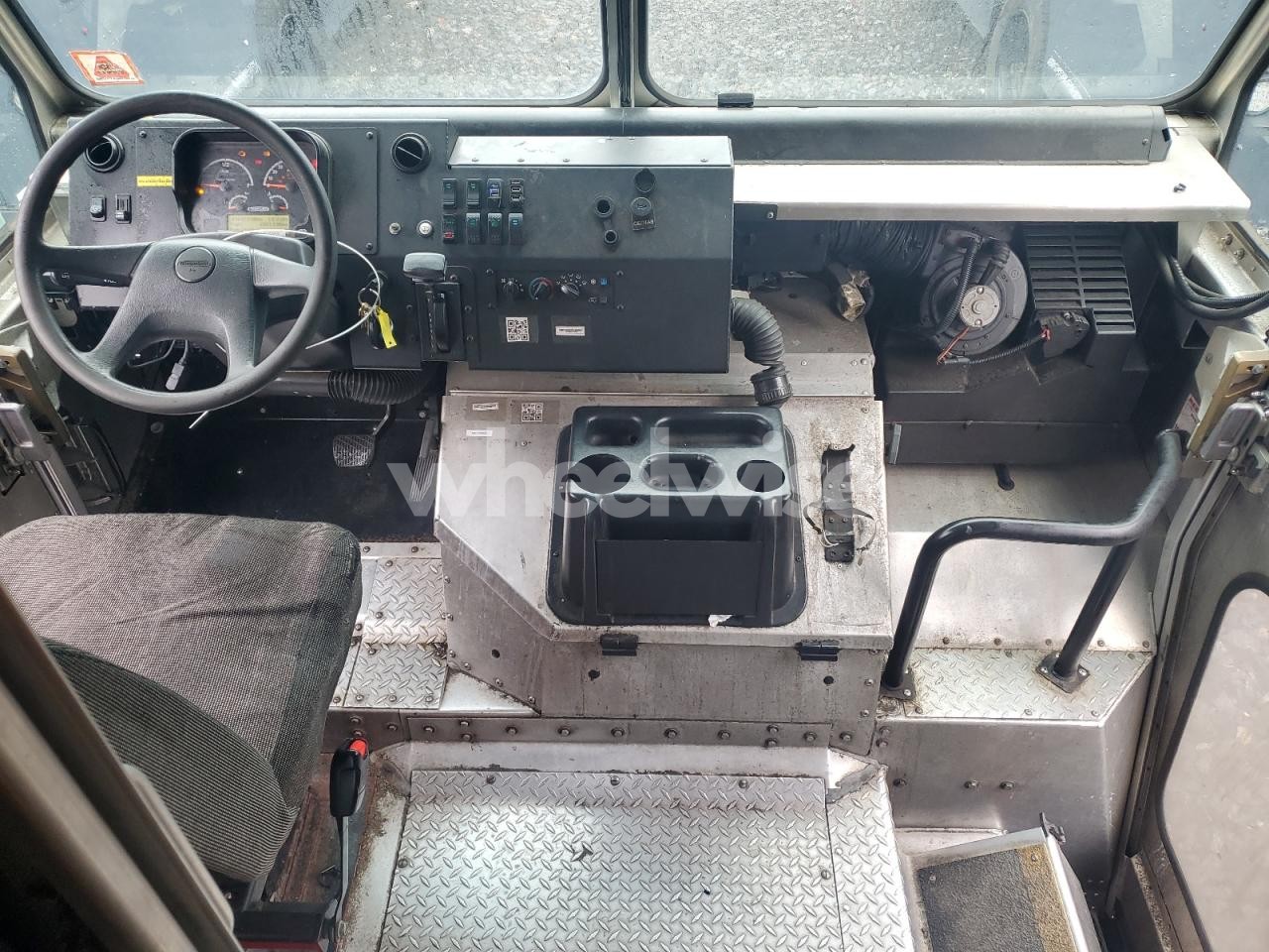 Photo 8 of 2020 FREIGHTLINER CHASSIS M LINE WALK-IN VAN (VIN KL4CJBSB2GB539197)