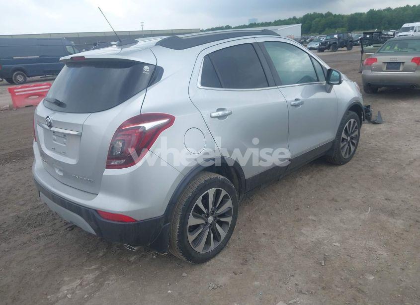 Photo 4 of 2018 Buick Encore PREFERRED II (VIN KL4CJBSB3JB638361)