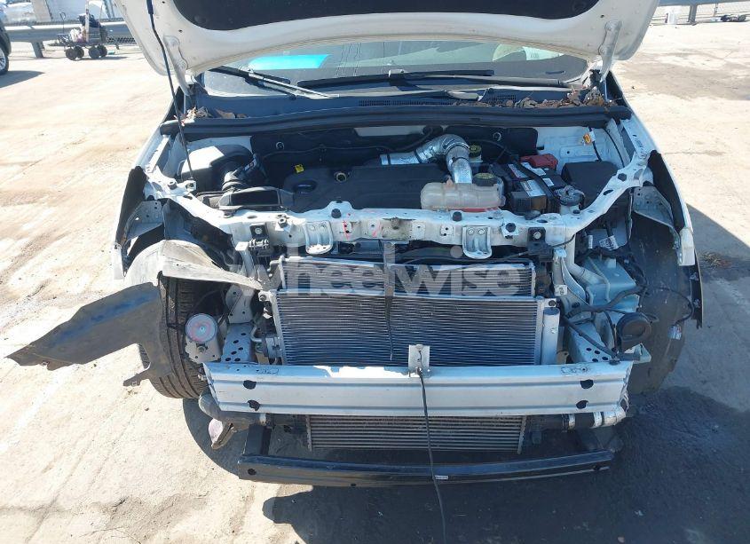 Photo 10 of 2019 Buick Encore FWD ESSENCE (VIN KL4CJCSM2KB768849)