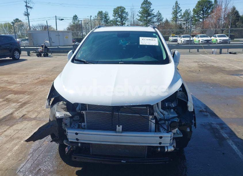 Photo 12 of 2019 Buick Encore FWD ESSENCE (VIN KL4CJCSM2KB768849)