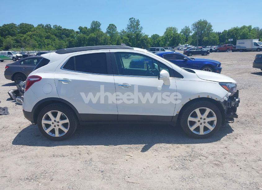 Photo 13 of 2019 Buick Encore FWD ESSENCE (VIN KL4CJCSMXKB750891)
