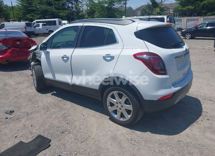 Photo 3 of 2019 Buick Encore FWD ESSENCE (VIN KL4CJCSMXKB750891)