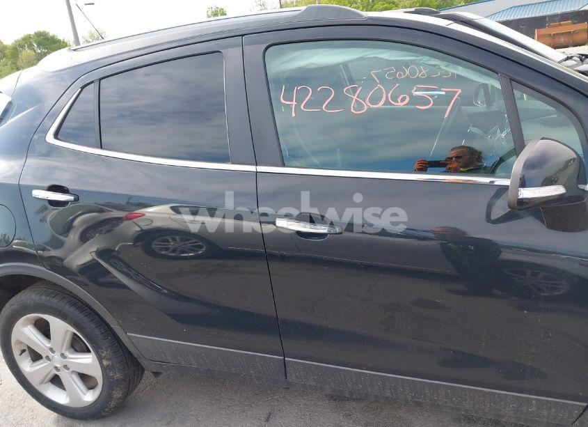 Photo 13 of 2016 Buick Encore (VIN KL4CJESB7GB674869)