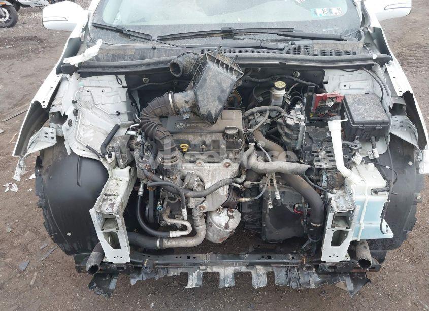 Photo 10 of 2019 Buick Encore AWD PREFERRED (VIN KL4CJESB7KB715638)