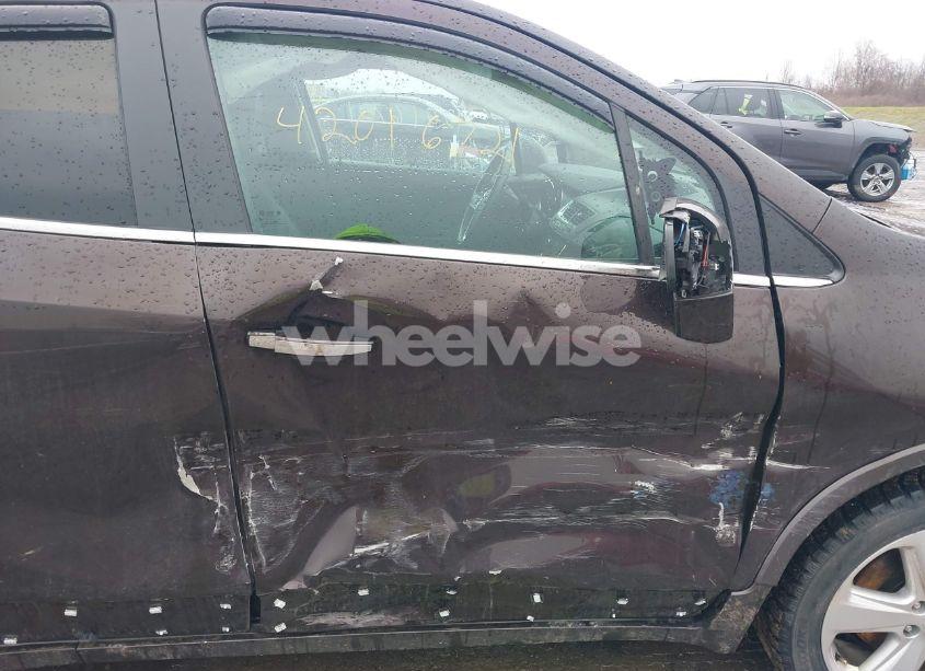 Photo 5 of 2015 Buick Encore CONVENIENCE (VIN KL4CJFSB2FB044472)