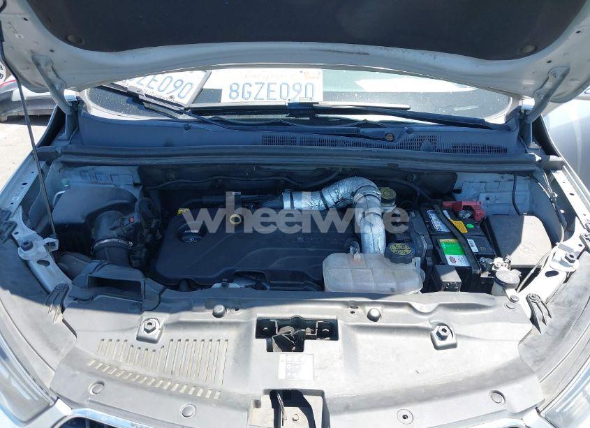 Photo 10 of 2019 Buick Encore AWD ESSENCE (VIN KL4CJGSM2KB790132)