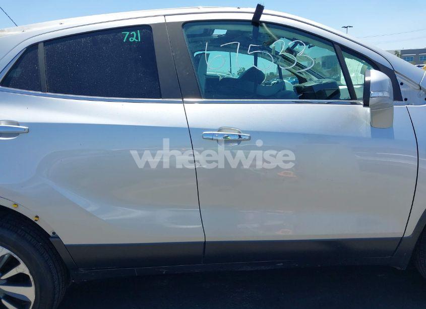 Photo 14 of 2019 Buick Encore AWD ESSENCE (VIN KL4CJGSM2KB790132)