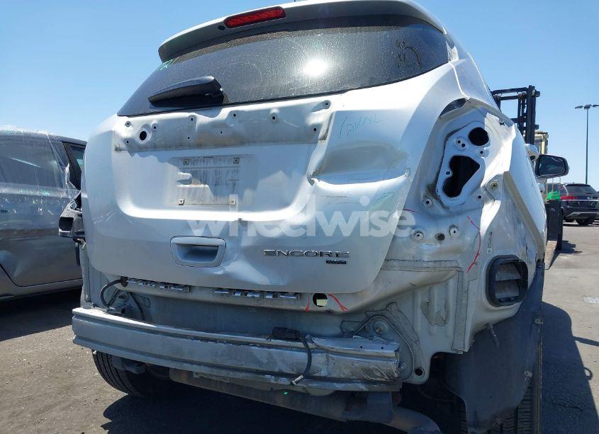 Photo 6 of 2019 Buick Encore AWD ESSENCE (VIN KL4CJGSM2KB790132)