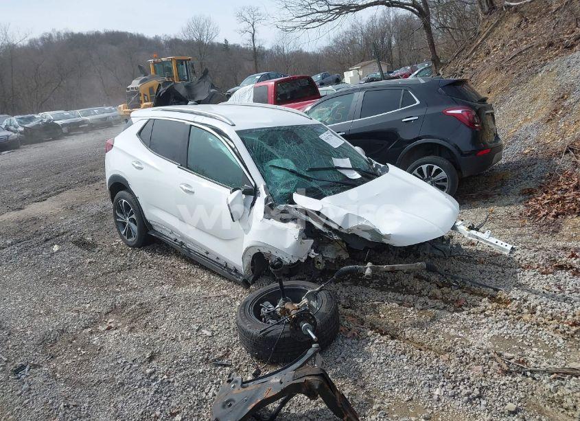 2020 Buick Encore GX AWD SELECT (VIN KL4MMESL3LB119836) main photo