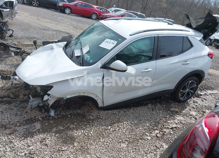 Photo 2 of 2020 Buick Encore GX AWD SELECT (VIN KL4MMESL3LB119836)