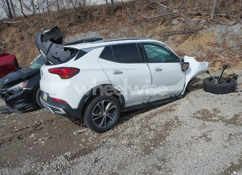 Photo 4 of 2020 Buick Encore GX AWD SELECT (VIN KL4MMESL3LB119836)