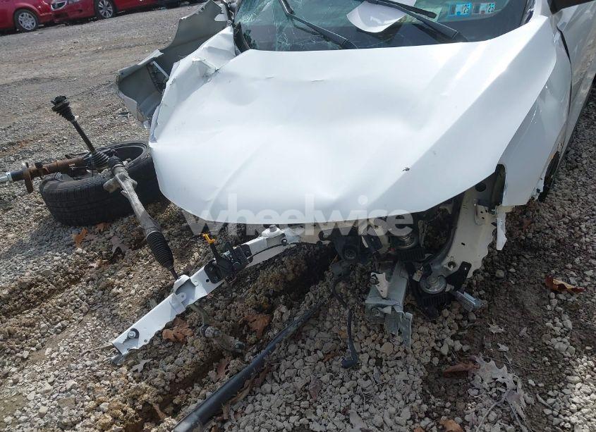 Photo 6 of 2020 Buick Encore GX AWD SELECT (VIN KL4MMESL3LB119836)