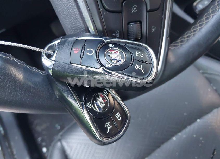 Photo 11 of 2020 Buick Encore GX AWD ESSENCE (VIN KL4MMGSL6LB101746)