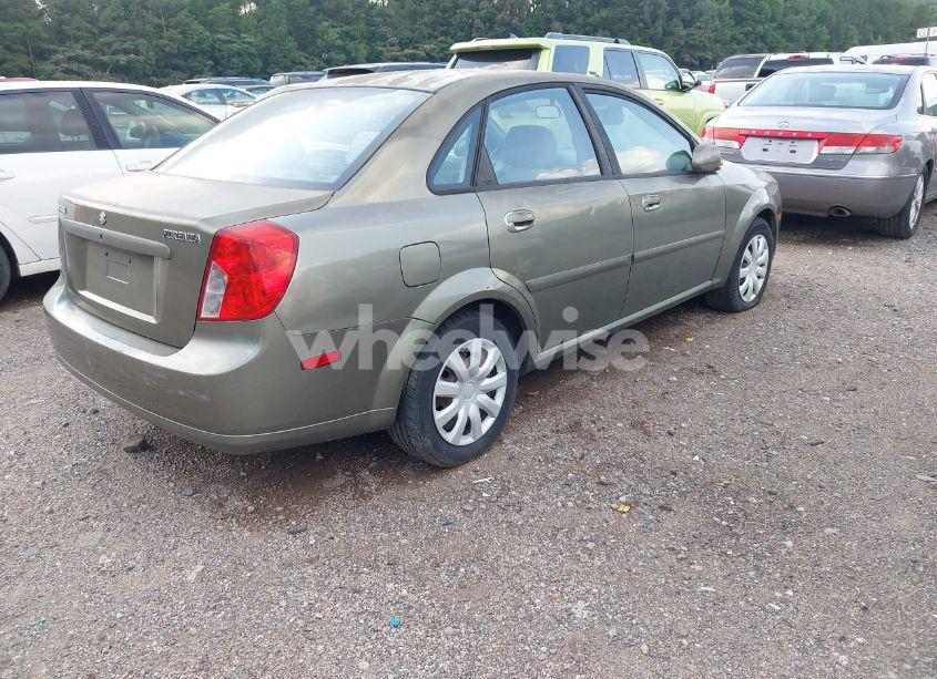 Photo 4 of 2004 Suzuki Forenza S (VIN KL5JD52Z64K971120)