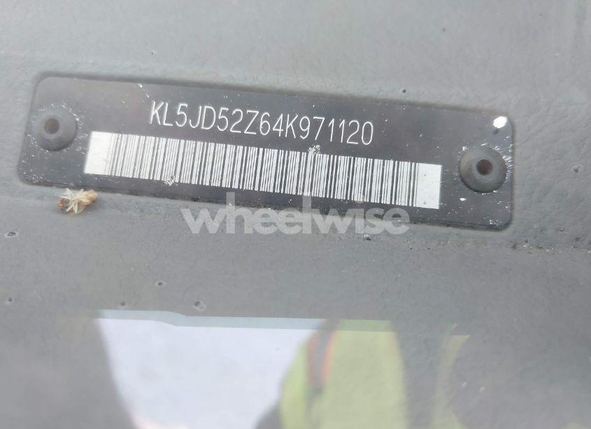 Photo 9 of 2004 Suzuki Forenza S (VIN KL5JD52Z64K971120)