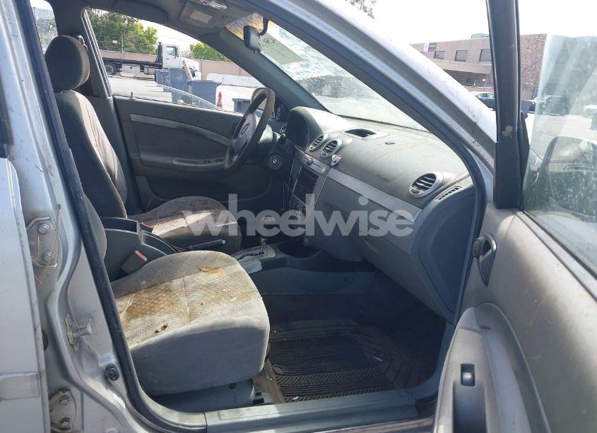 Photo 5 of 2006 Suzuki Forenza (VIN KL5JD86Z06K325179)