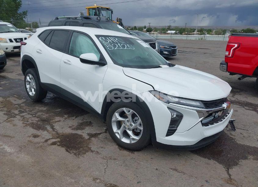 2024 Chevrolet Trax FWD SP (VIN KL77LFE2XRC234514) main photo