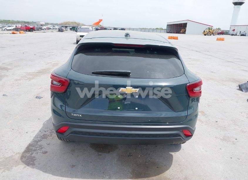 Photo 17 of 2025 Chevrolet Trax FWD LS (VIN KL77LFEP1SC074637)