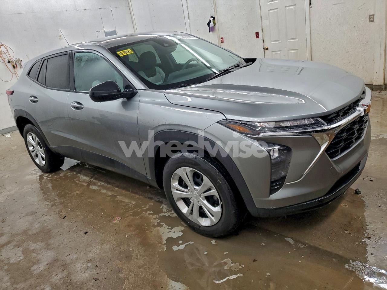 Photo 4 of 2025 CHEVROLET TRAX LS (VIN KL77LFEP3SC205440)