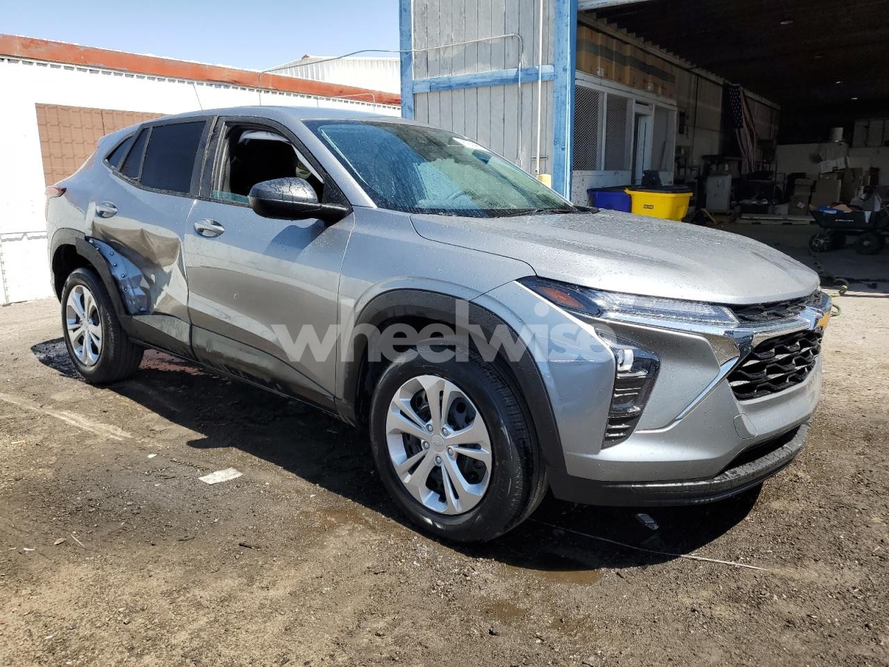 Photo 4 of 2025 CHEVROLET TRAX LS (VIN KL77LFEP5SC164647)