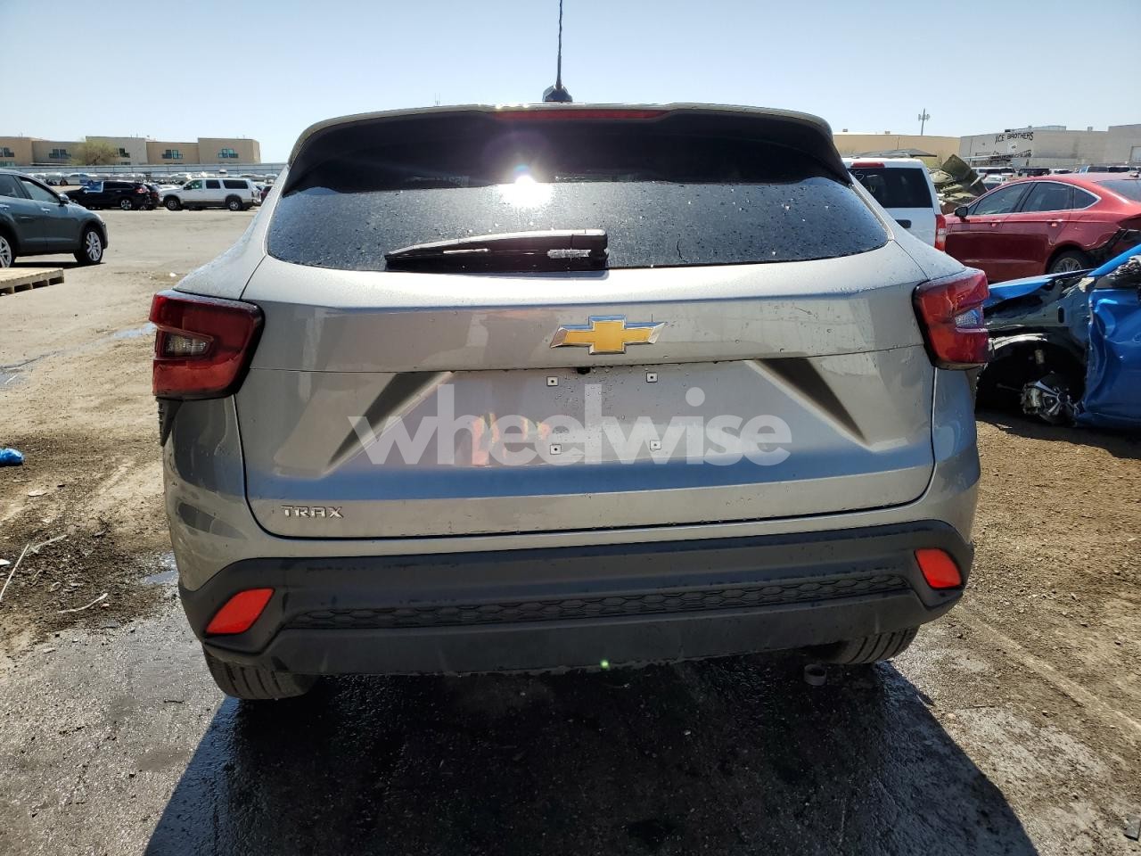 Photo 6 of 2025 CHEVROLET TRAX LS (VIN KL77LFEP5SC164647)