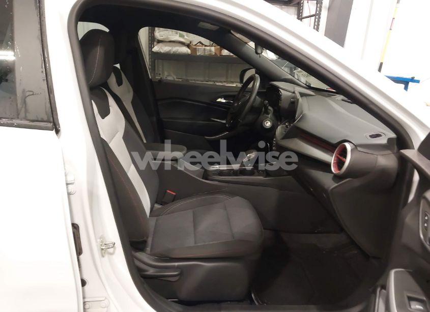 Photo 5 of 2024 Chevrolet Trax FWD 1RS (VIN KL77LGE20RC027412)