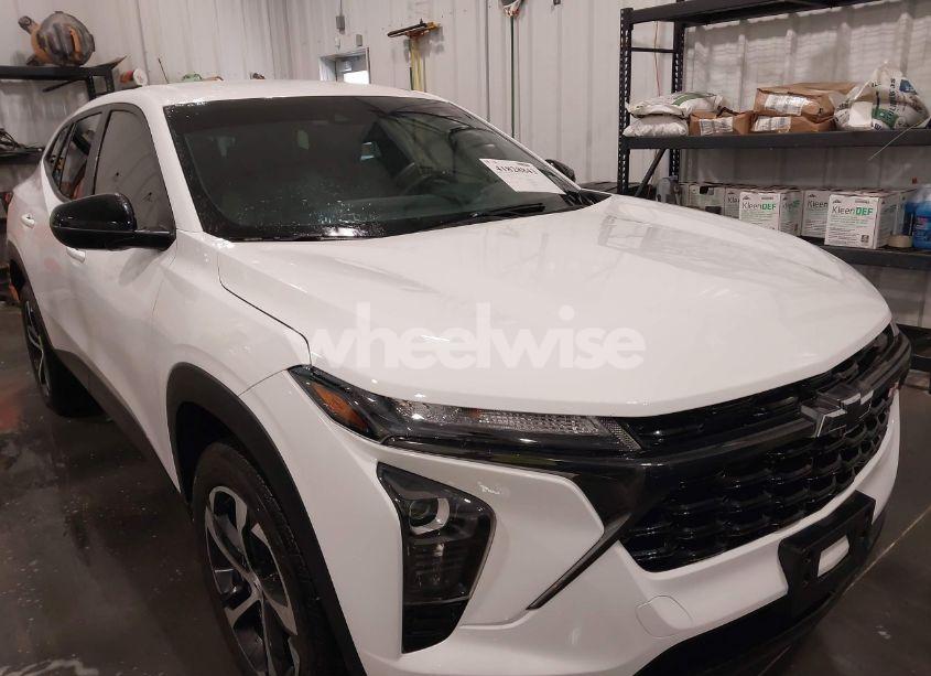 Photo 6 of 2024 Chevrolet Trax FWD 1RS (VIN KL77LGE20RC027412)