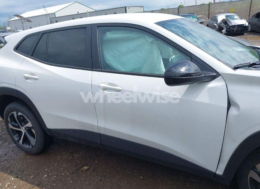 Photo 14 of 2024 Chevrolet Trax FWD 1RS (VIN KL77LGE24RC099326)